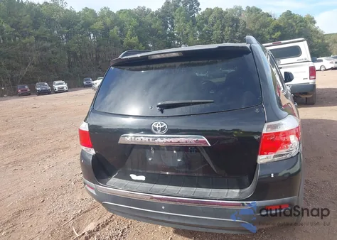 2012 Toyota Highlander Base V6 из США, поврежденный, VIN 5TDZK3EH5CS058592